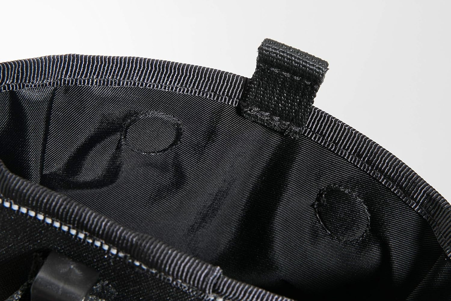 Dog Treat Pouch for Training Doggie Puppy Snack Reward Pouch Bait Bag Pet Treat Carrier Holder with Clip Waist Belt Magnetic Opening